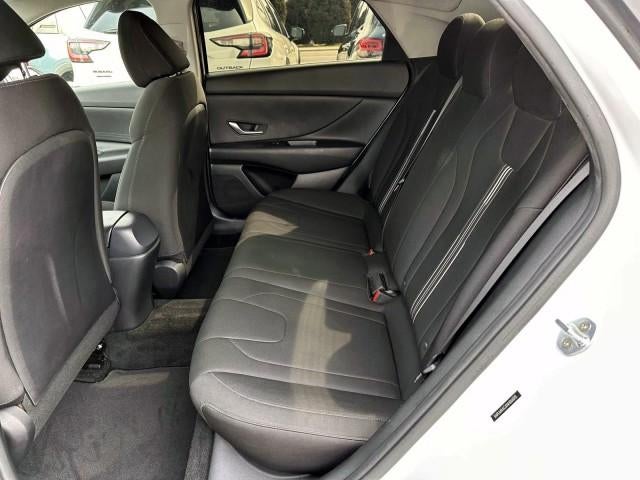 2022 Hyundai ELANTRA SEL IVT