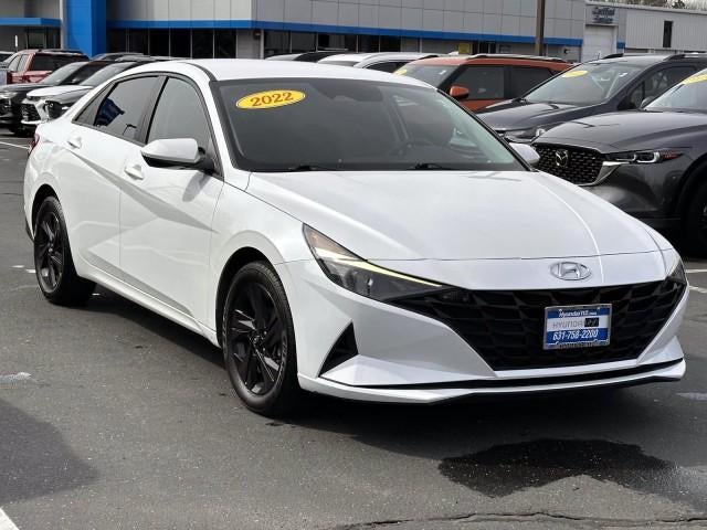 2022 Hyundai ELANTRA SEL IVT