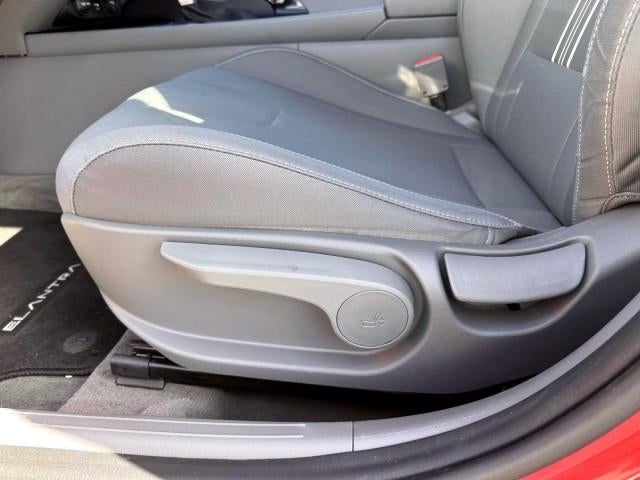 2022 Hyundai ELANTRA SEL IVT