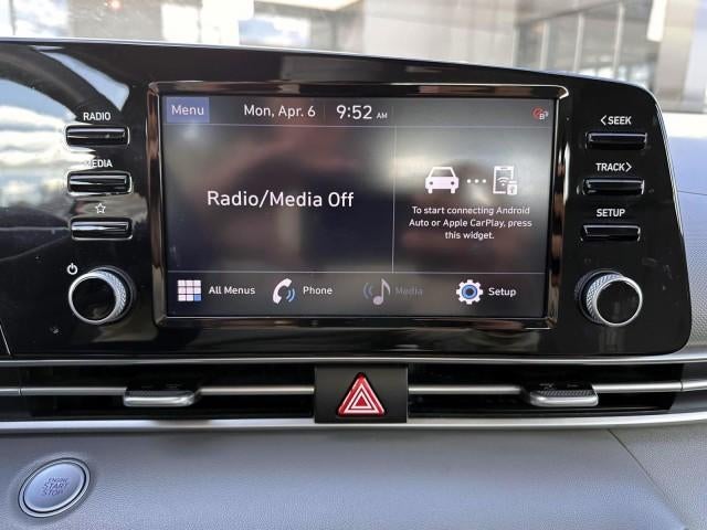 2022 Hyundai ELANTRA SEL IVT