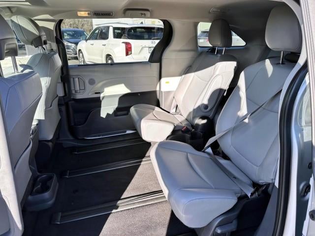 2022 Toyota Sienna XLE AWD 7-Passenger (Natl)