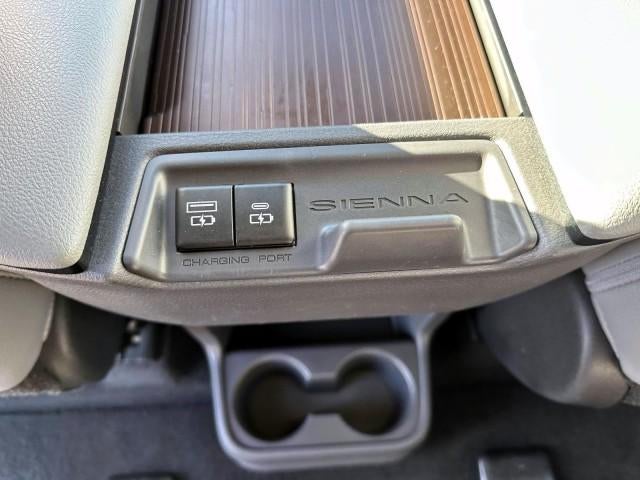 2022 Toyota Sienna XLE AWD 7-Passenger (Natl)