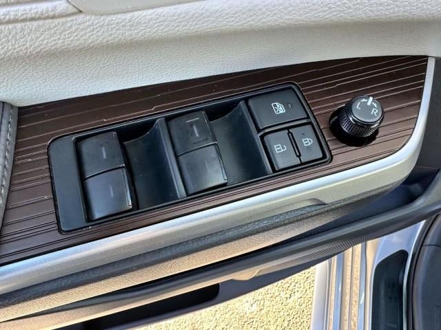 2022 Toyota Sienna XLE AWD 7-Passenger (Natl)