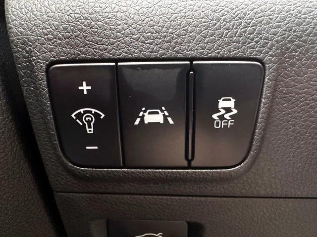 2023 Kia K5 LXS Auto FWD