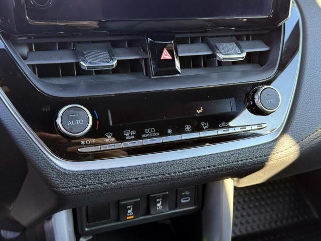 2024 Toyota Corolla Cross Hybrid XSE 4WD (Natl)