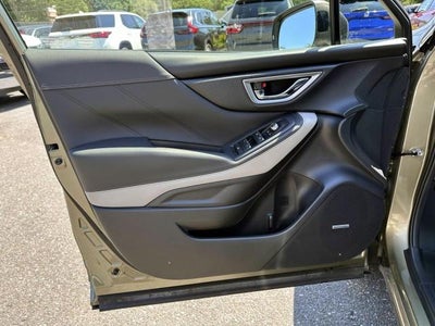 2022 Subaru Forester Limited CVT