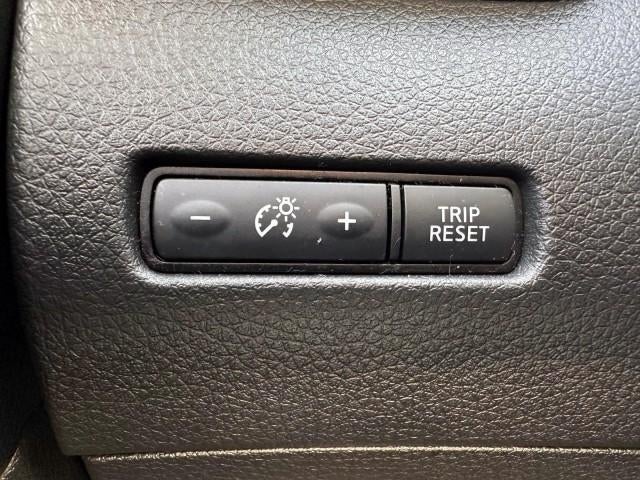2020 Nissan Rogue AWD SV