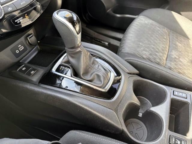 2020 Nissan Rogue AWD SV