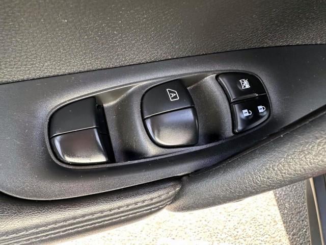 2020 Nissan Rogue AWD SV