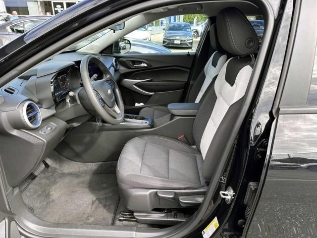 2024 Chevrolet Trax FWD 4dr LS