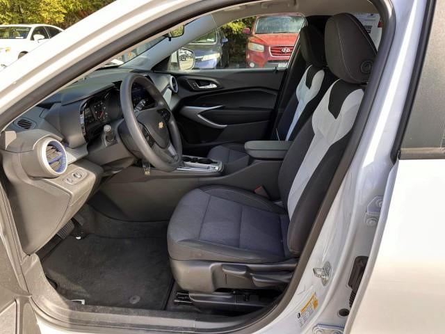 2024 Chevrolet Trax FWD 4dr LS