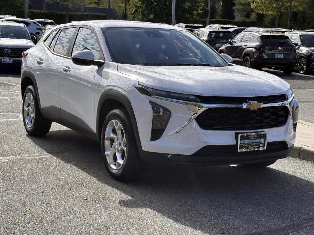 2024 Chevrolet Trax FWD 4dr LS