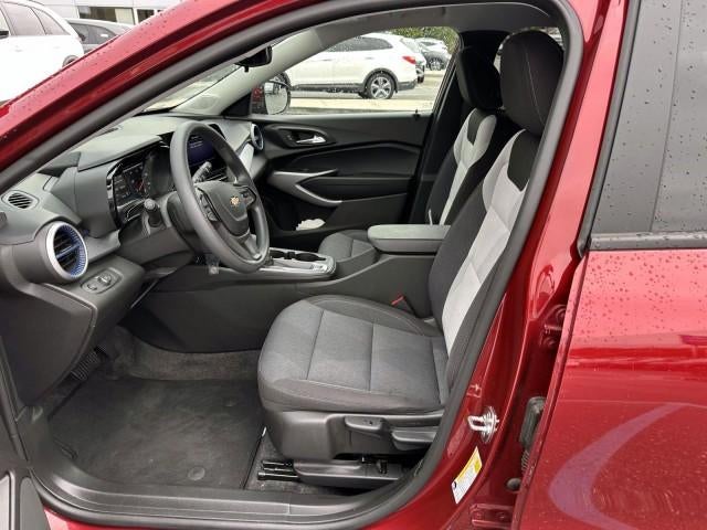2024 Chevrolet Trax FWD 4dr LS