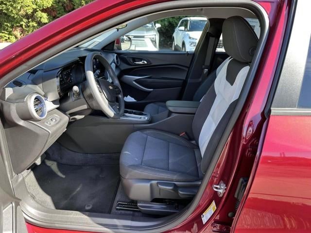 2024 Chevrolet Trax FWD 4dr LS