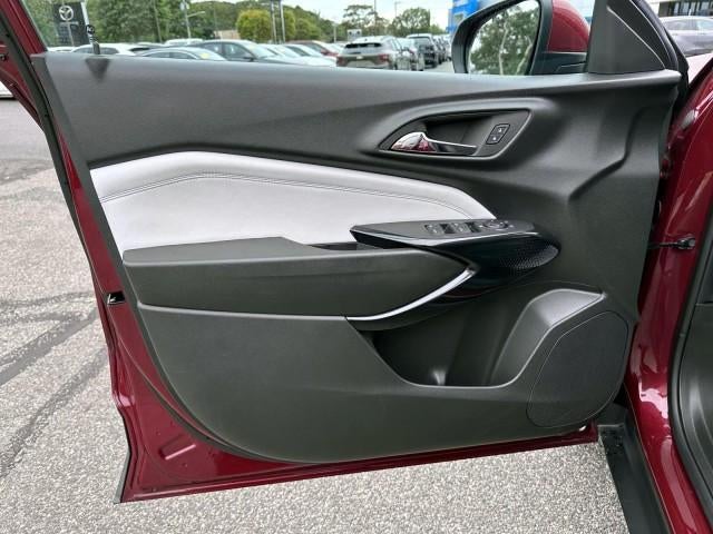 2024 Chevrolet Trax FWD 4dr LT