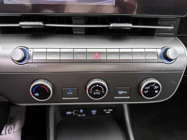 2024 Hyundai KONA SE AWD