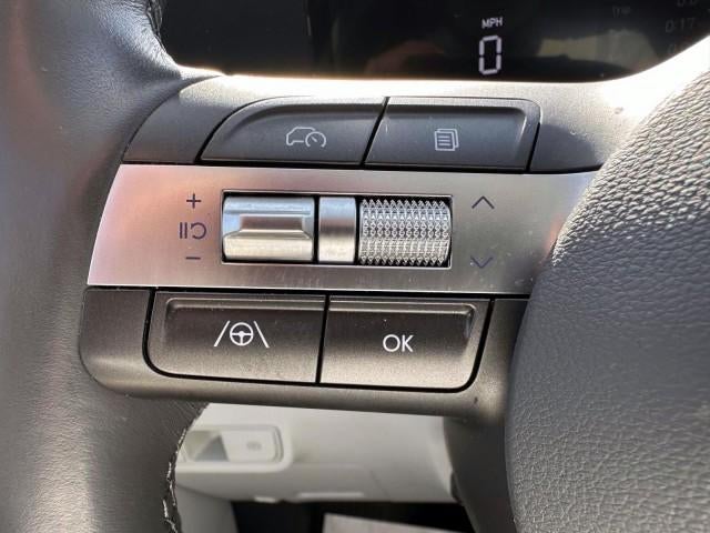 2024 Hyundai KONA SEL FWD