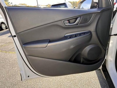 2023 Hyundai KONA SE Auto AWD