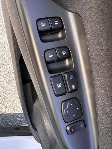 2023 Hyundai KONA SE Auto AWD