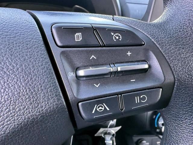 2023 Hyundai KONA SE Auto AWD