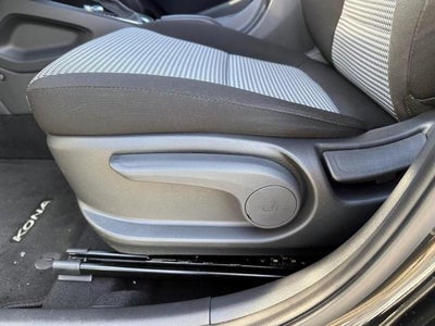 2023 Hyundai KONA SE Auto AWD