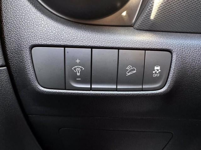 2023 Hyundai KONA SE Auto AWD