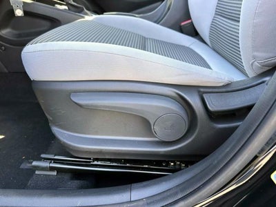 2023 Hyundai KONA SE Auto AWD