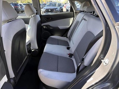 2023 Hyundai KONA SE Auto AWD