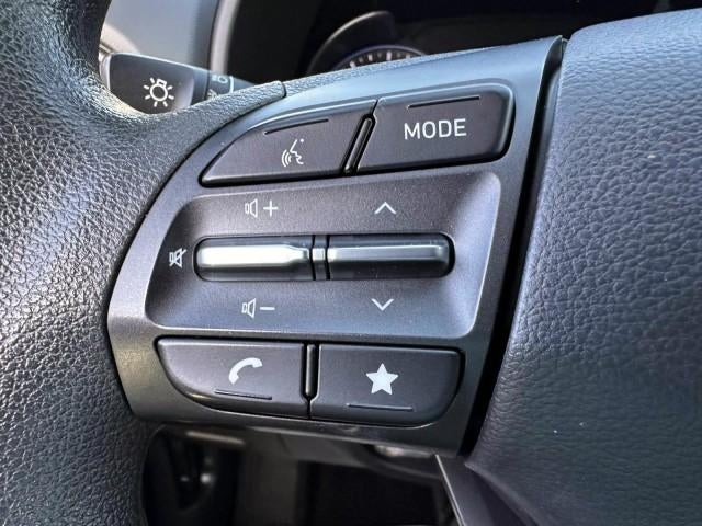 2023 Hyundai KONA SE Auto AWD