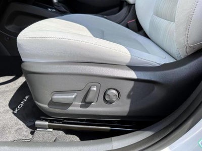 2023 Hyundai KONA SEL Auto AWD
