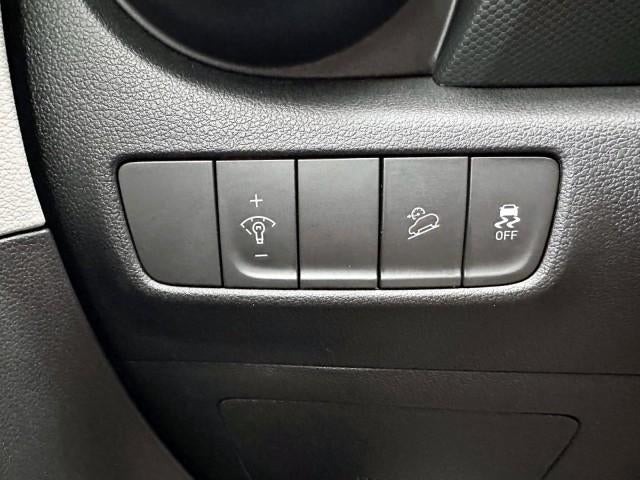 2023 Hyundai KONA SEL Auto AWD