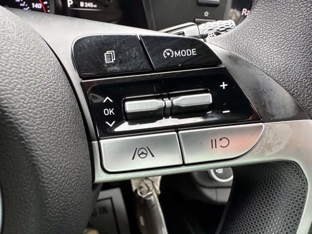 2023 Hyundai ELANTRA SE IVT