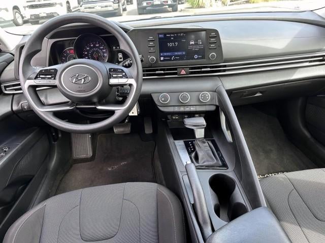 2023 Hyundai ELANTRA SE IVT