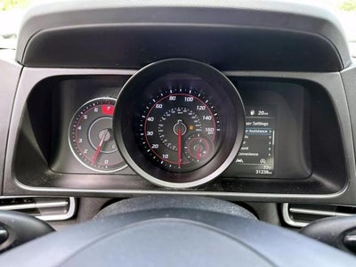 2023 Hyundai ELANTRA SE IVT