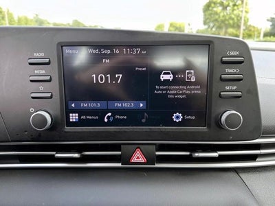 2023 Hyundai ELANTRA SE IVT