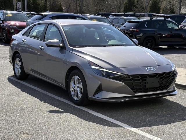 2023 Hyundai ELANTRA SE IVT
