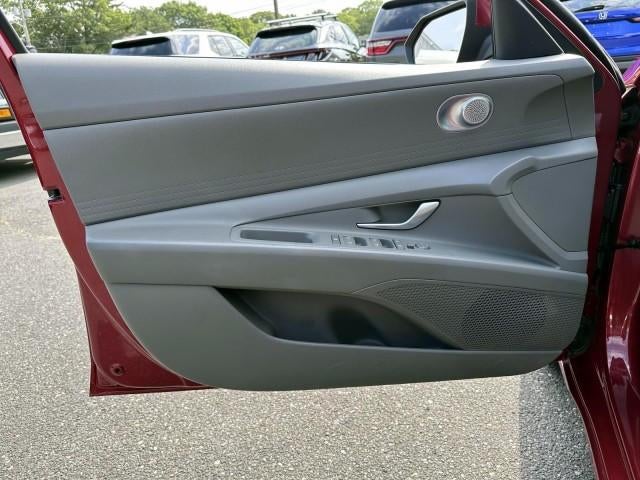 2023 Hyundai ELANTRA SE IVT