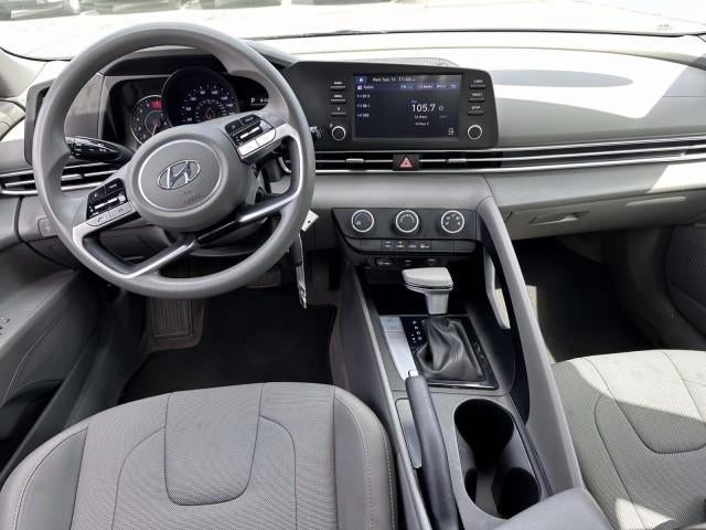 2023 Hyundai ELANTRA SE IVT