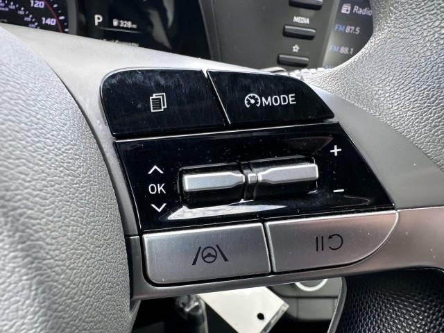 2023 Hyundai ELANTRA SE IVT