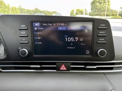 2023 Hyundai ELANTRA SE IVT