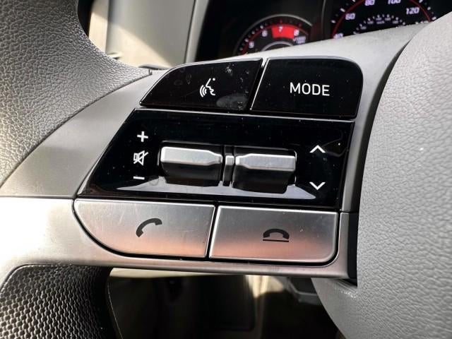 2023 Hyundai ELANTRA SE IVT