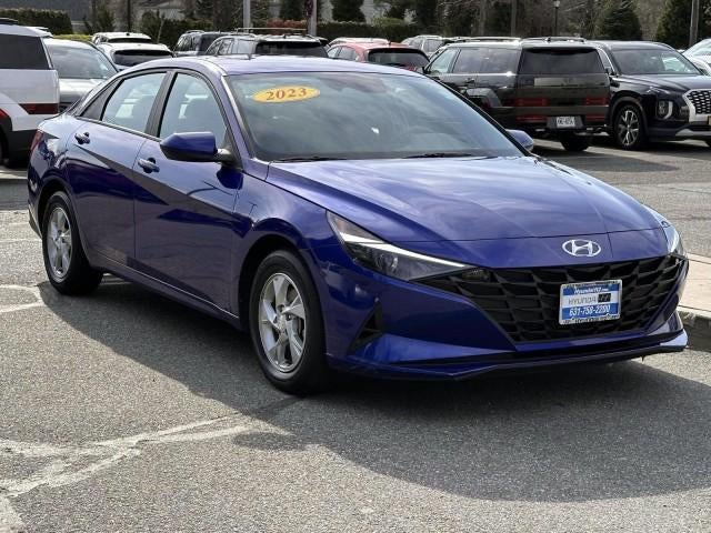 2023 Hyundai ELANTRA SE IVT