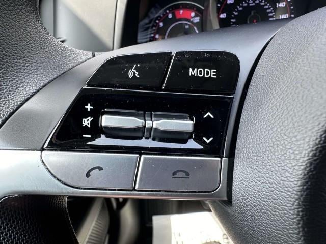 2023 Hyundai ELANTRA SE IVT