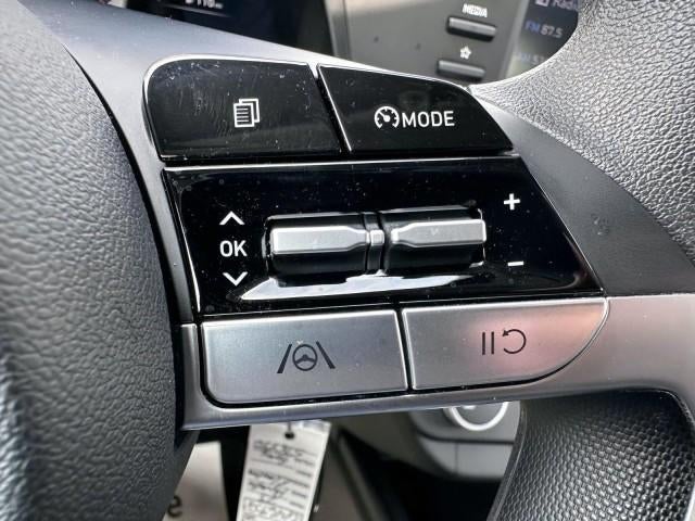 2023 Hyundai ELANTRA SE IVT