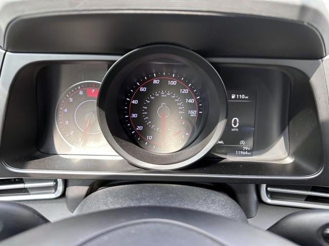 2023 Hyundai ELANTRA SE IVT