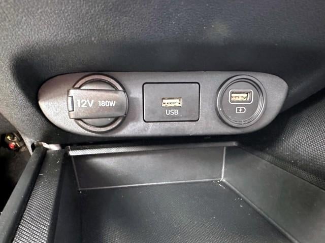 2023 Hyundai ELANTRA SE IVT
