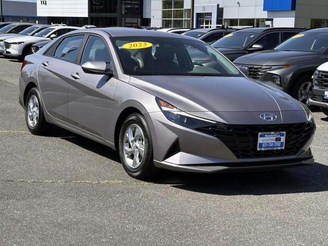 2023 Hyundai ELANTRA SE IVT