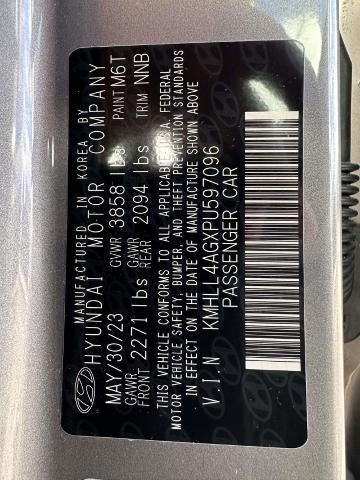 2023 Hyundai ELANTRA SE IVT