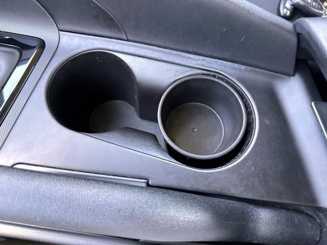 2023 Hyundai ELANTRA SE IVT