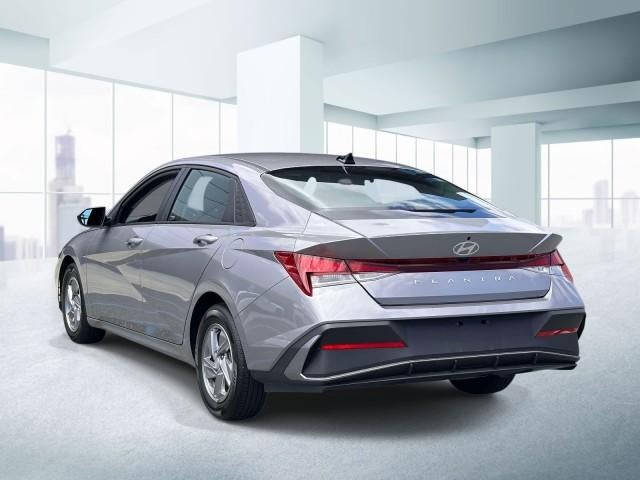 2025 Hyundai ELANTRA SE IVT